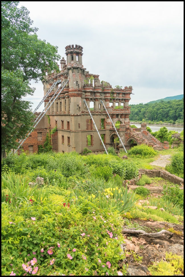 beaconBannermanCastle-1