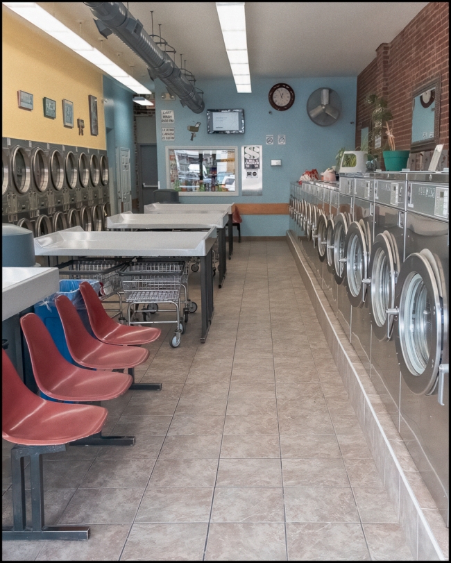 Tothewaterfrontossining-laundrette-1-of-2