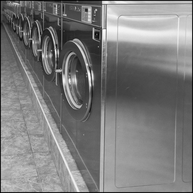 Tothewaterfrontossining-laundrette-2-of-2