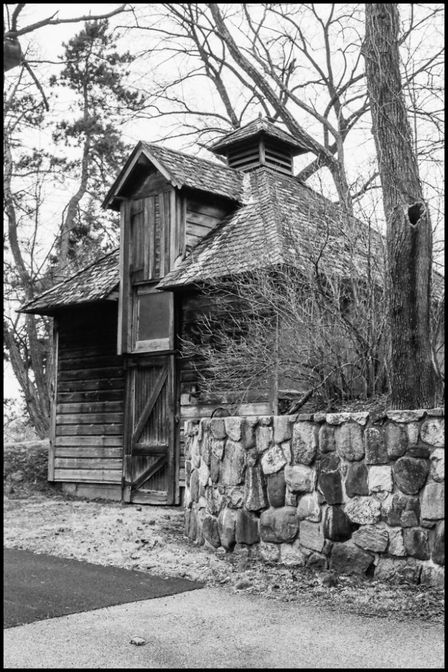 oldwoodenbuilding-1